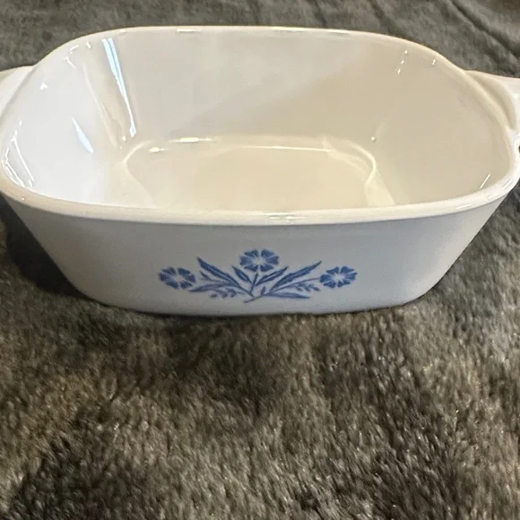 CorningWare set of 2 vintage White and Blue Square Baking Dishes 1 3/4 cup size - Picture 4 of 12